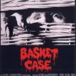 ver película Basket Case ¿Dónde te escondes, hermano?